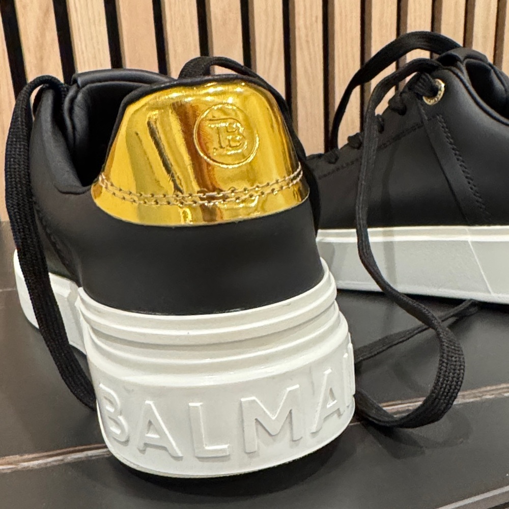 Balmain Black and Gold Accent Sneakers B-Court Flip sneakers in calfskin - Picture 6 of 16